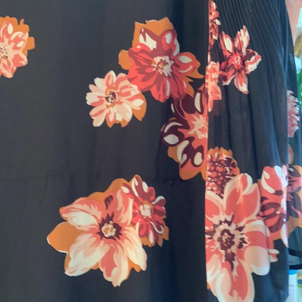 Ann Taylor Factory Flutter Sleeve dress - Picture 2 of 4